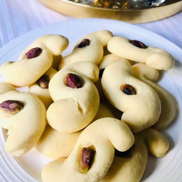 Ghraibeh (Shortbread Cookies)